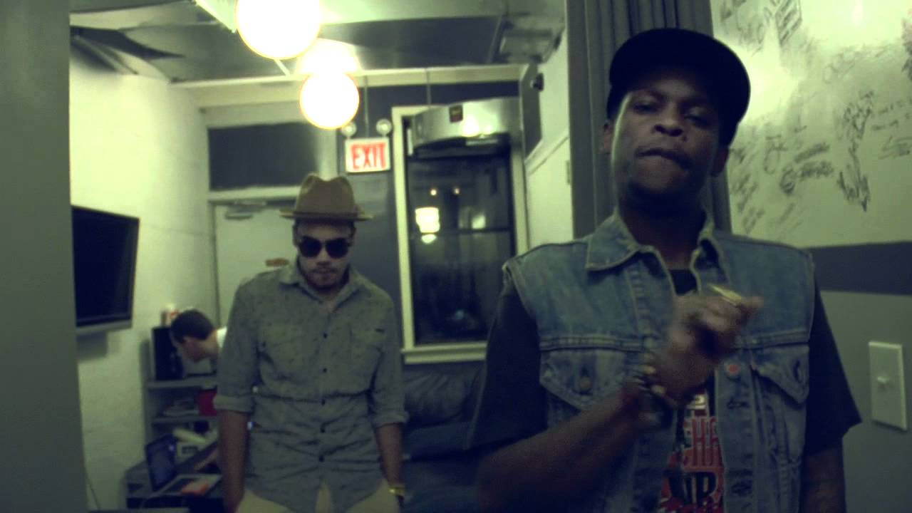 Vinny Cha$e x Master Shortie - Speaking in drums ('STUDYING ABROAD' OUT NOW)