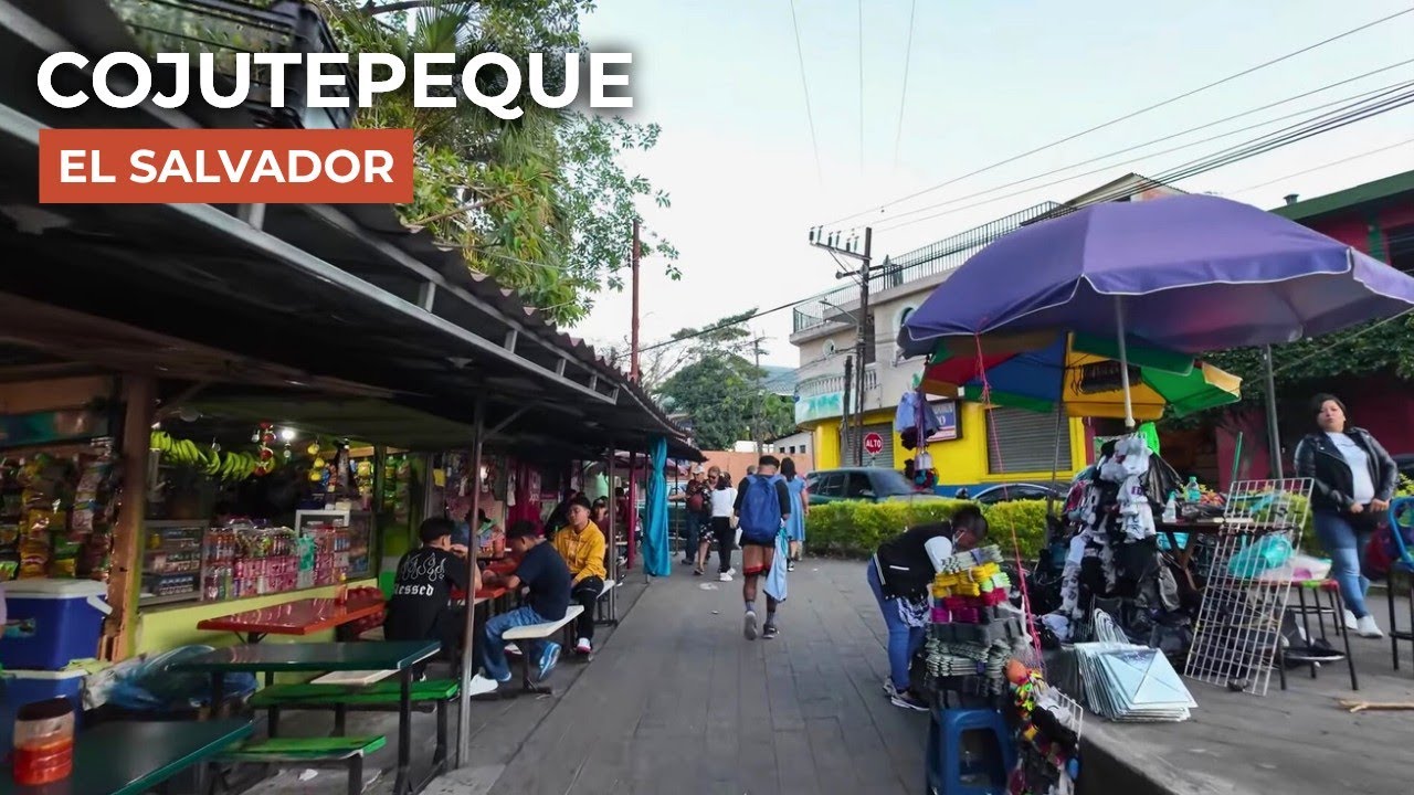 Daily Life in Cojutepeque, a Traditional Salvadoran City | 4K Walk