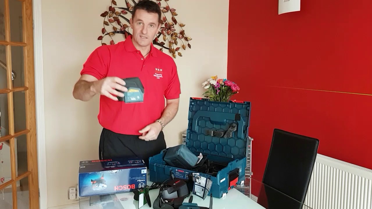 #builtwithbosch Bosch GCL 2-50 CG laser and RM3 motorised mount unboxing.