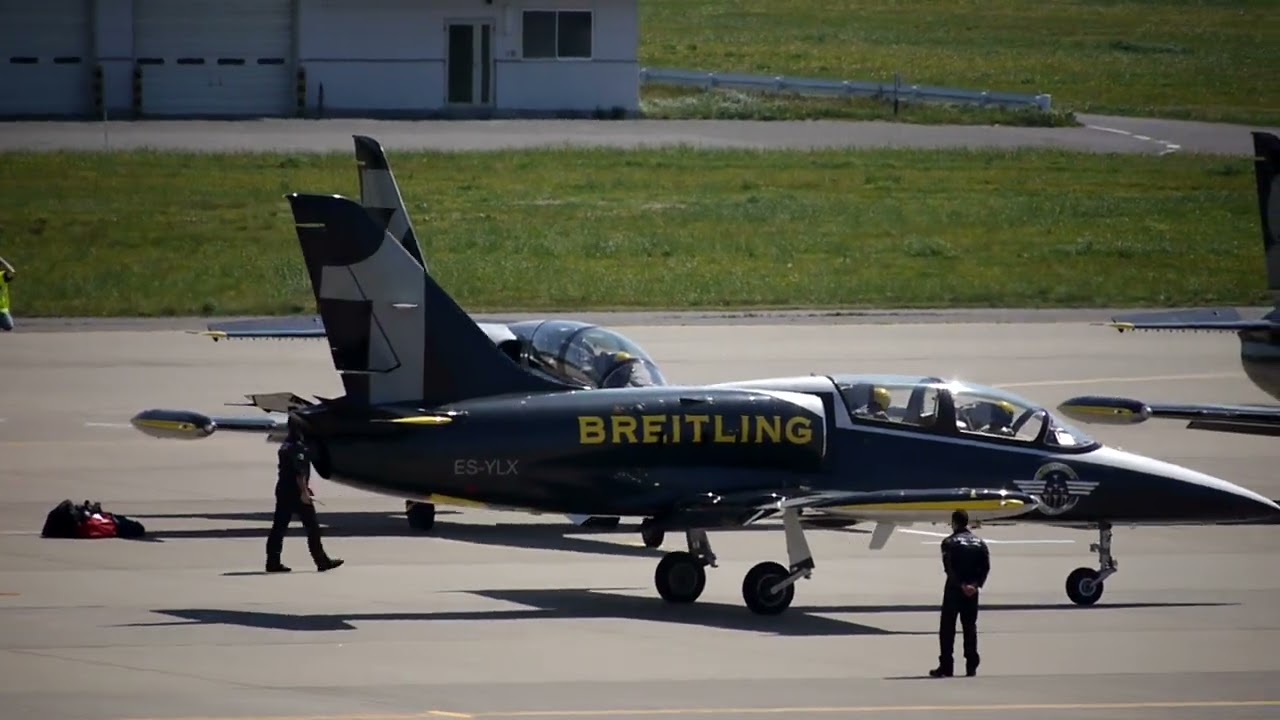 L-39C Breitling Jet Team 離陸直前にミッションキャンセル @福島空港