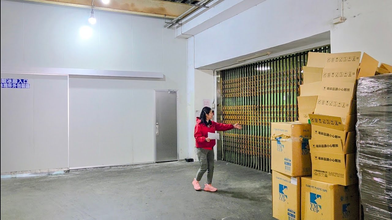 ✓國道4號✓丁種工業地合法廠房✓台中潭子✓好多棟✓3台4噸貨梯✓污水處理器✓標配消防✓員工宿舍33套✓雙門牌✓員工餐廳✓員工宿舍✓超多太陽能板✓可停多車 ✓9.8億 0977188512 傅晏棠房地產