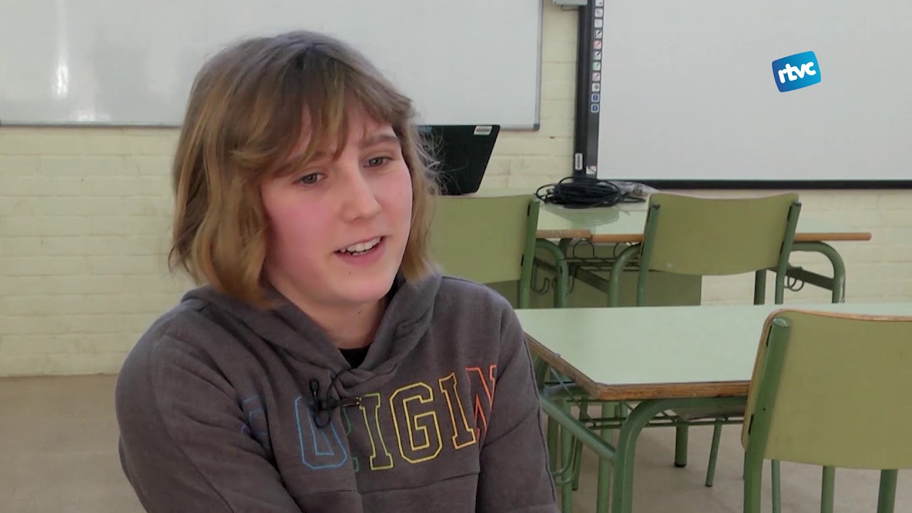 Alumnes de la ESO de l'institut Giola col·laboren amb el 9nou i RTVCardedeu