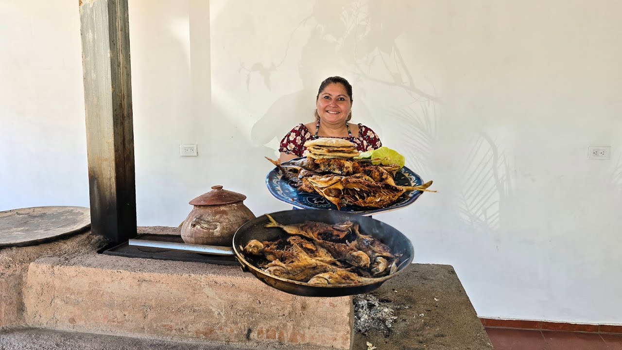 Asi prepare un delicioso ALMUERZO EN MI COCINA DE LEÑA #AMOR 