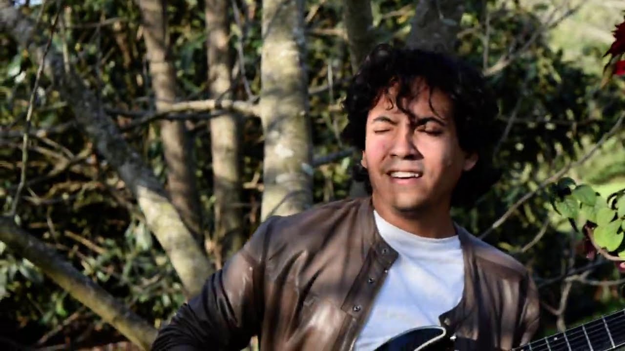 Amazing guitar performance - Intense Passion - by Damian Salazar
