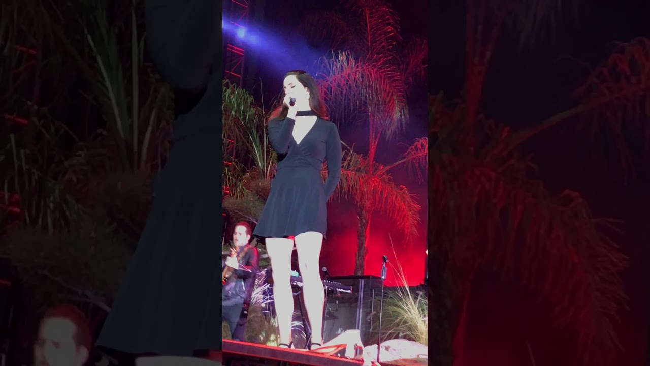 West Coast - Lana Del Rey Live at Camp Flog Gnaw (10.28.17) Audience Request