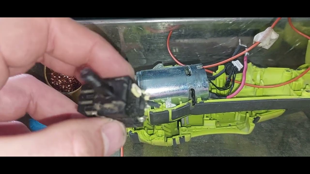 Fixing a Ryobi one multi-tool RMT 1801 18v