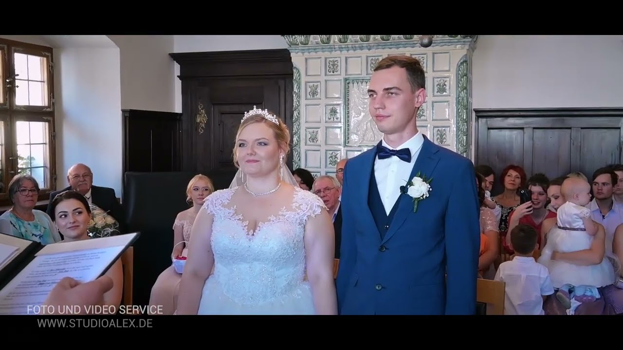 Hochzeit in Roding Bayern von Julia & Ivan. Hochzeitsfotografie Roding inkl. Hochzeitsvideo Roding.