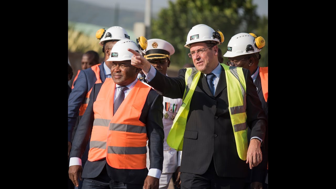 Mozambique President Filipe Nyusi visits Kigali Special Economic Zone.