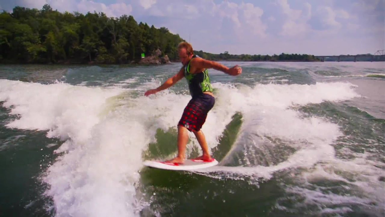 MasterCraft Rewind 2010 - Surf Tab and Tower Camera Review