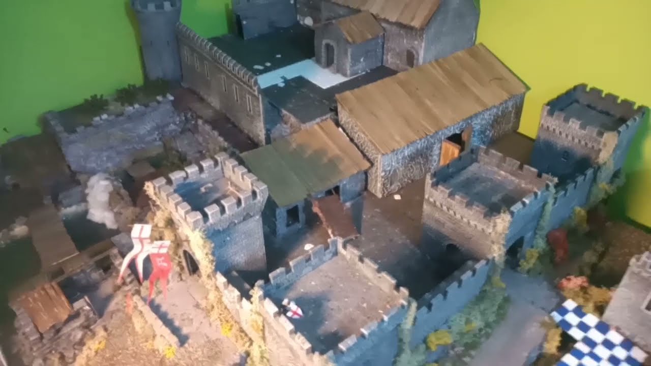 Miniart 1/72 Castle made into 28mm Castle.Fireforge Miniatures,Perry Miniatures.