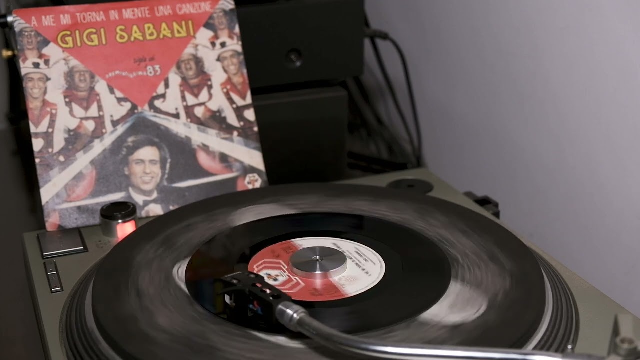 Gigi Sabani - A ME MI TORNA IN MENTE UNA CANZONE  (1983)