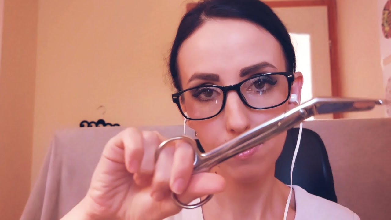 Magyar ASMR - Roleplay a pszichológus hölggyel aki kivágja a negatív gondolataidat..