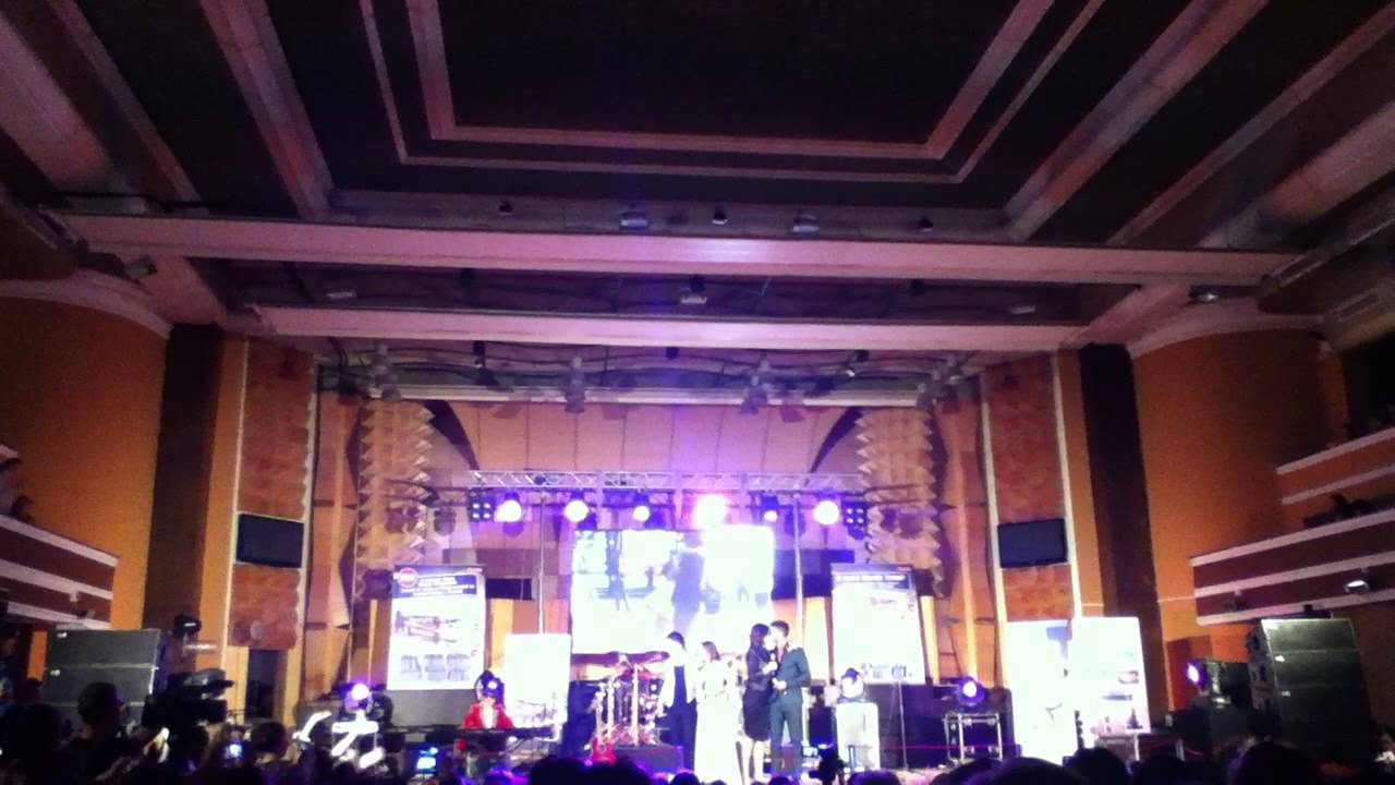 Alina & Criss - Right Here next To The Right One Concert LaLa Band Timisoara 23.02.2013