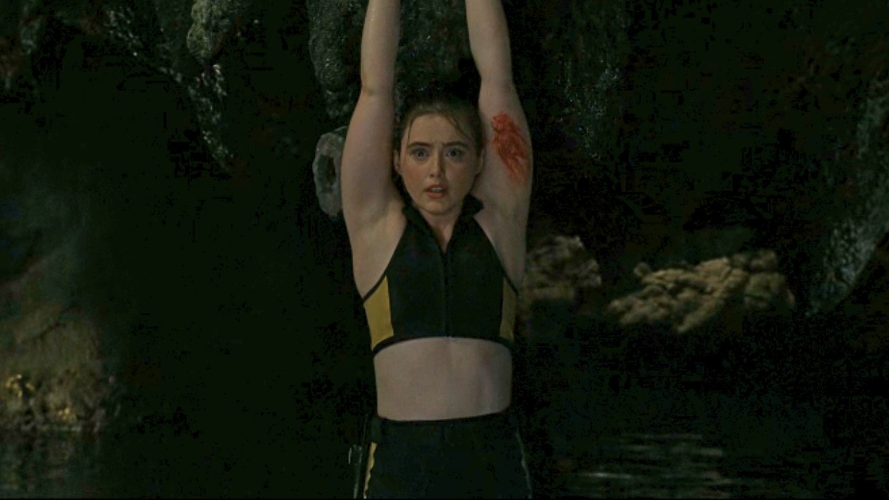 Sara survives the deadly cave - The Devil's Mouth (2026)