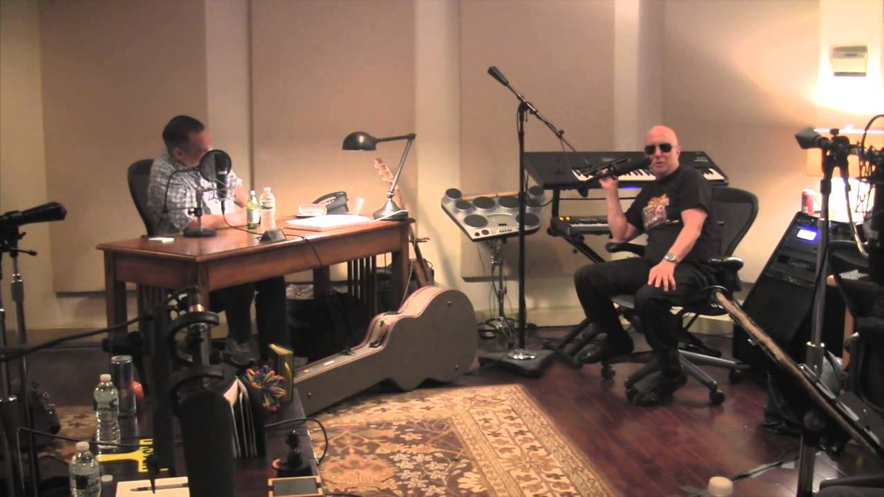 Gilbert Gottfried's Amazing Colossal Podcast Theme Song
