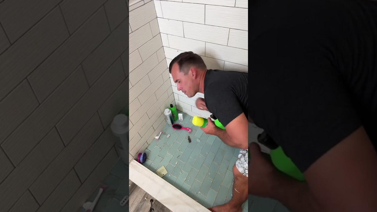 Bathroom Clean & Mini Declutter 🧼🚿 | Satisfying Reset