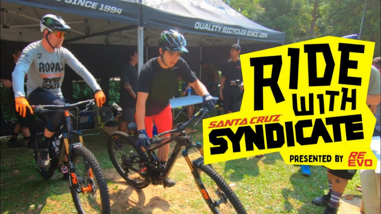 Steve Peat & Luca Shaw in Singapore | Ride With Syndicate