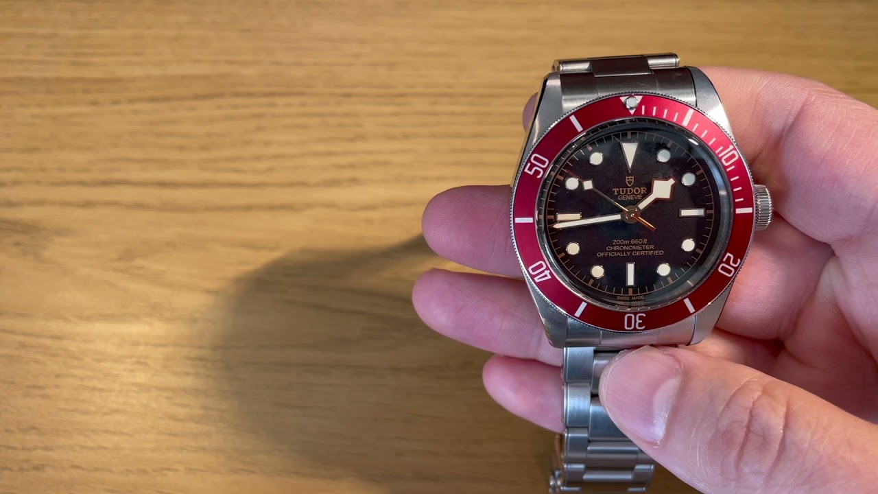 Quartz (Casio) vs Mechanical (Tudor) watch accuracy test.