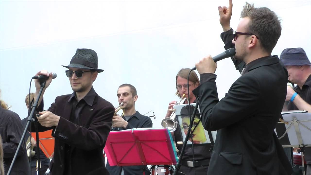 Deceptacon &ndash; Sogenannte Anarchistische Musikwirtschaft
