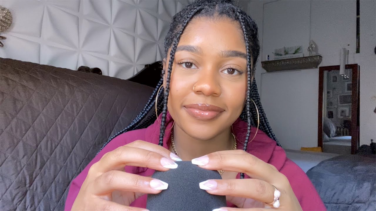 ASMR- Inaudible Whispering + Mic Scratching 😴💖 (MOUTH SOUNDS + HAND MOVEMENTS) 🤗