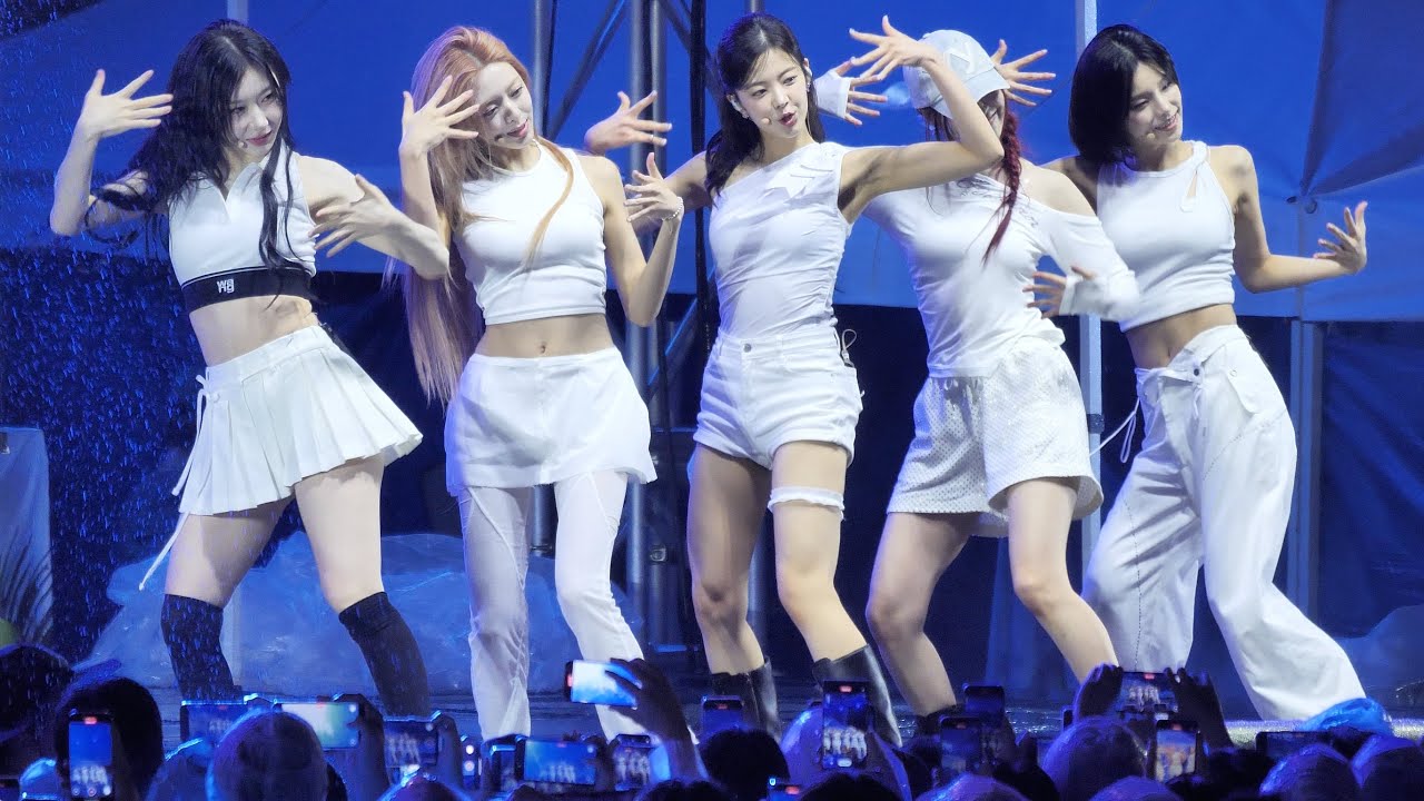 250509 ITZY 있지 - UNTOUCHABLE 언터쳐블 (서경대 축제) 직캠 fancam by zam