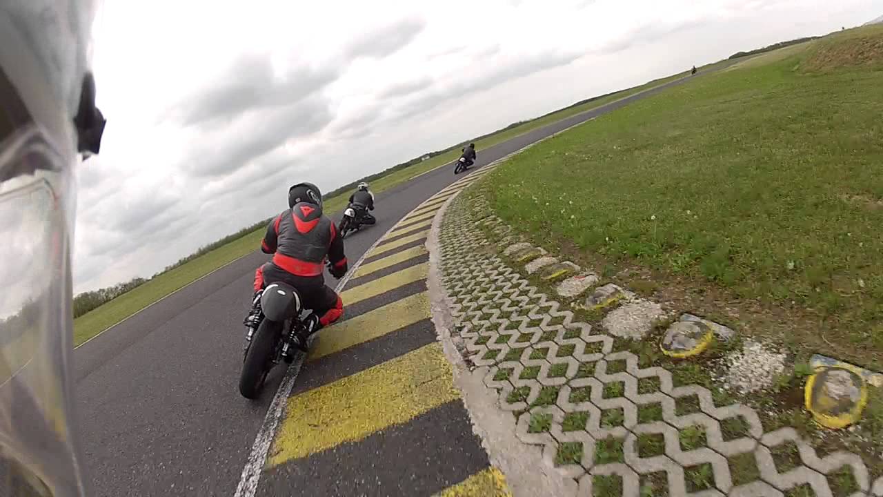 SR500 - Grab the Flag  2013 - Pannoniaring - Rennen - Classic 500 - Sonntag -  Motorschaden