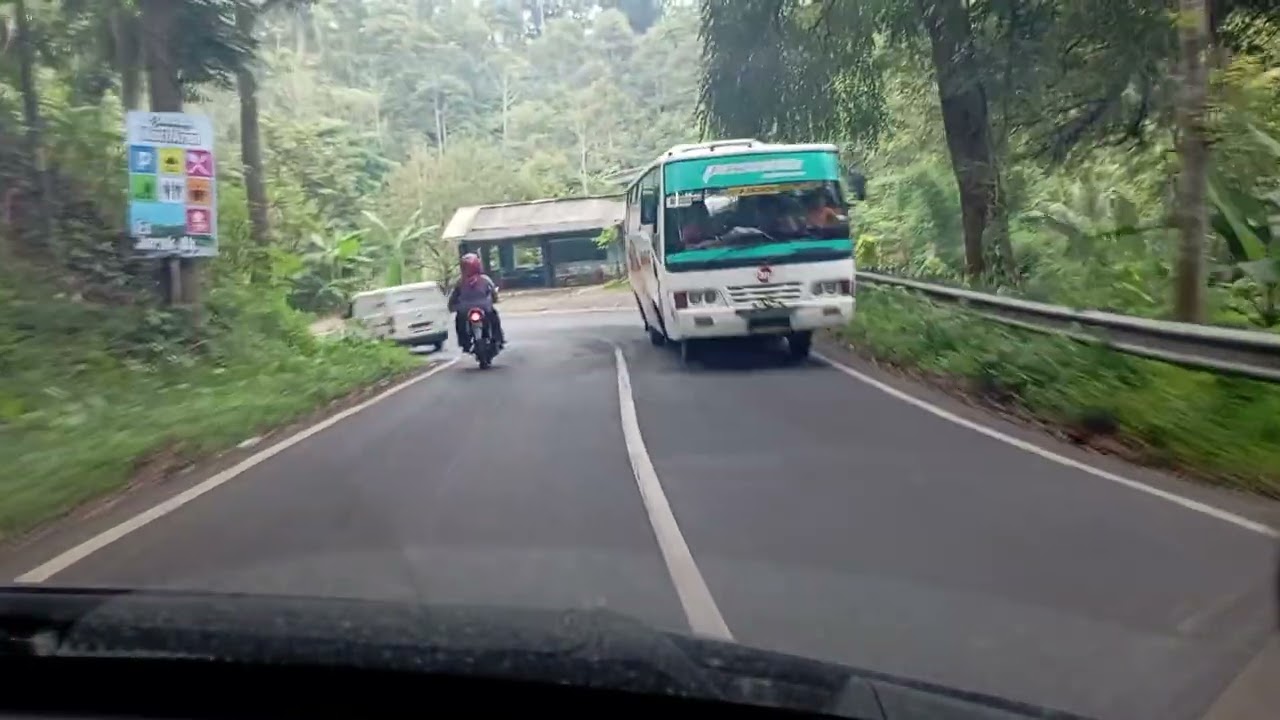Pujon siang hari terbaru