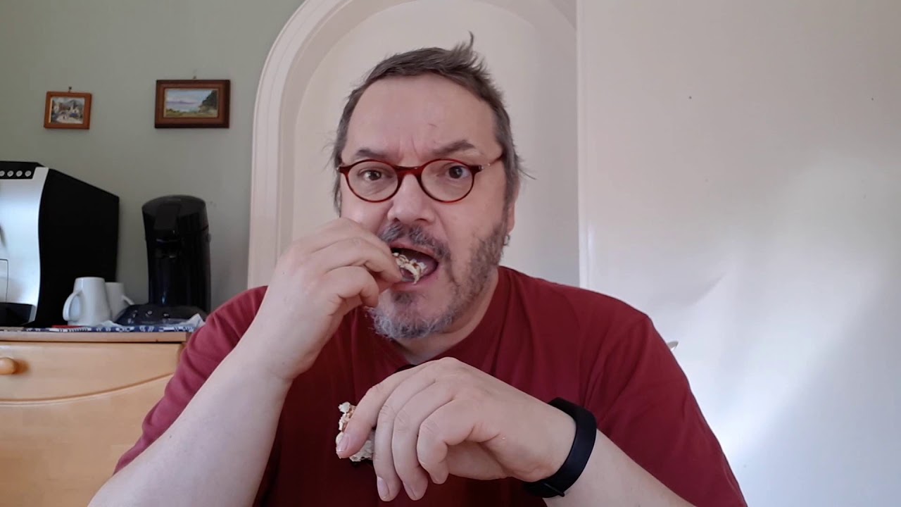 Aufeating ! Wurstsalat ! ALDI ! Reaktionsvideos ! Urheberrecht ! Zitaterecht