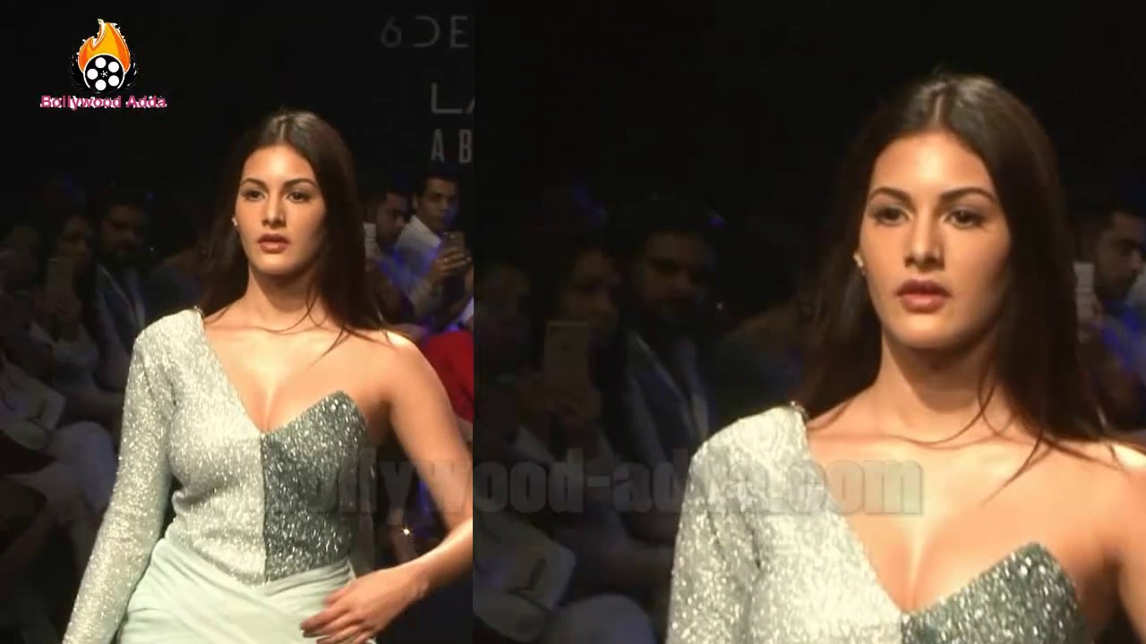 Amyra Dastur Walks Ramp For Designer Karn Malhotra At LFW Summer 2017