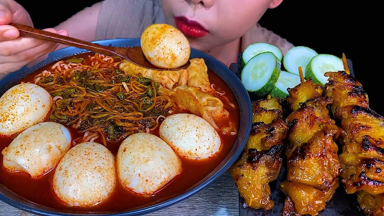 Soft Boiled Eggs, Bbq Chicken Diamond, Pork Dumpling & Spicy Noodles * MUKBANG SOUNDS *