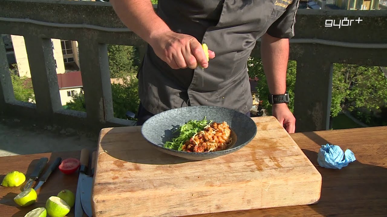 Tenger gyümölcsei spagetti