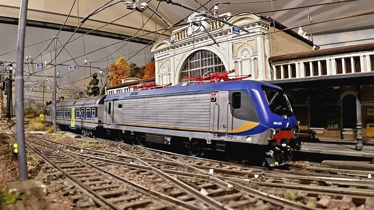 E464 DPR Vitrains Sound - Treno Regionale con carrozze MD - Leggi descrizione...
