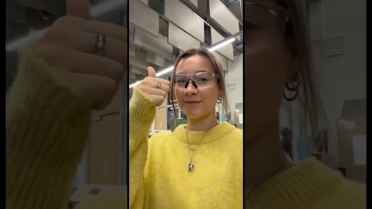 Process of the unpredictable post-digital flow