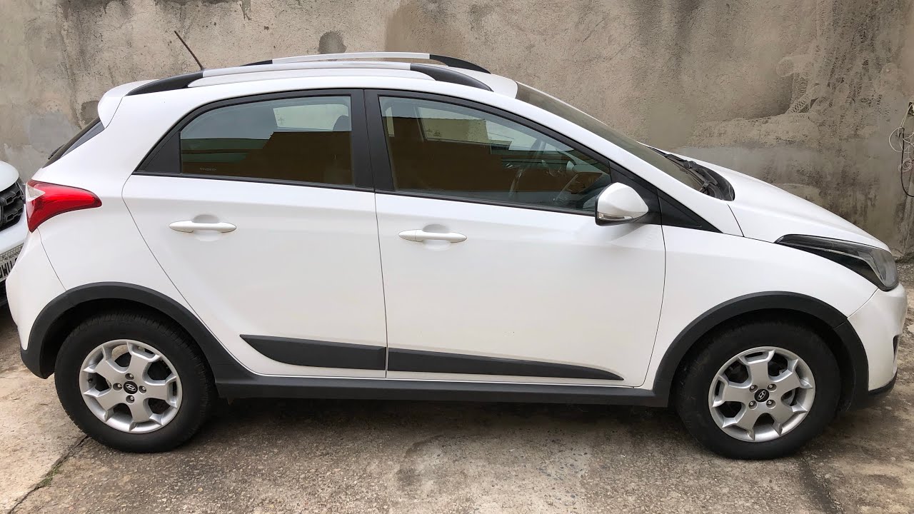 HYUNDAI HB20X 2015 - A VERSÃO AVENTUREIRA