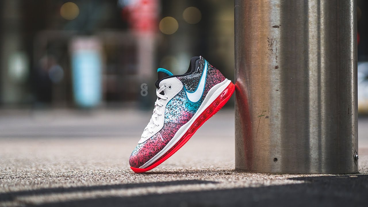 Nike LeBron 8 V2 Low QS 