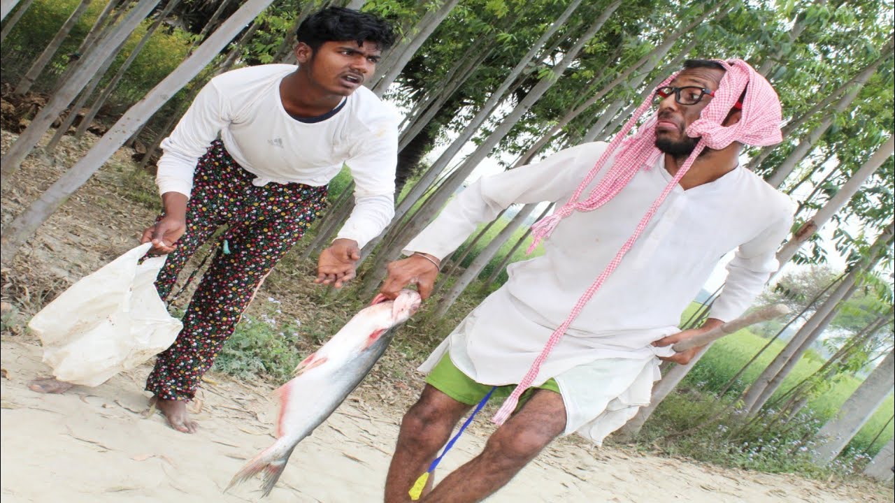 मछली खाय खातिर चिरकुटवा के मुह से चुअता लार || देखने के बाद हंसी नहीं रोक पायेगें