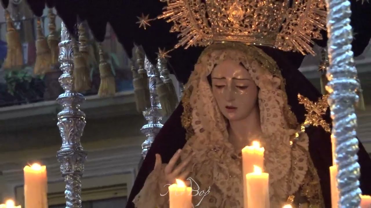 Remedios  (Estudiantes) en la Plaza de las Pasiegas - Granada 2022