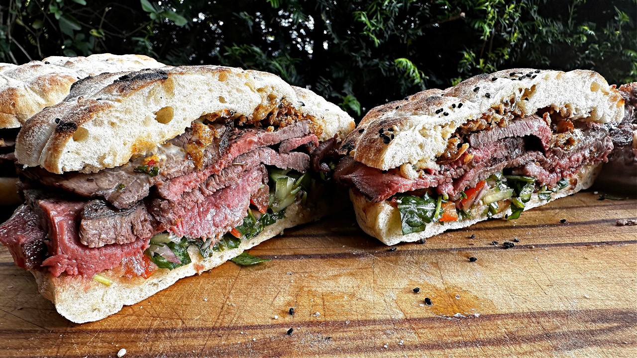 TAFELSPITZ STEAKSANDWICH
