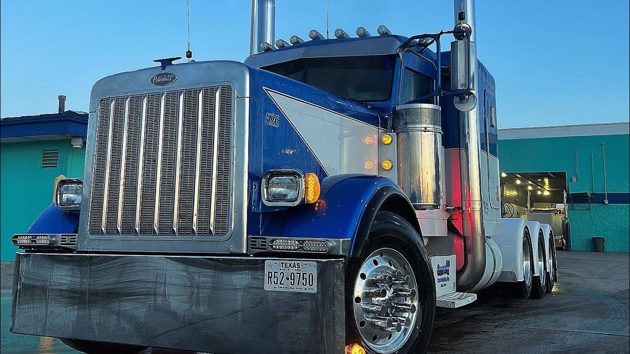 Rollin in my Peterbilt 379! CAT 980 Wheel Loader!