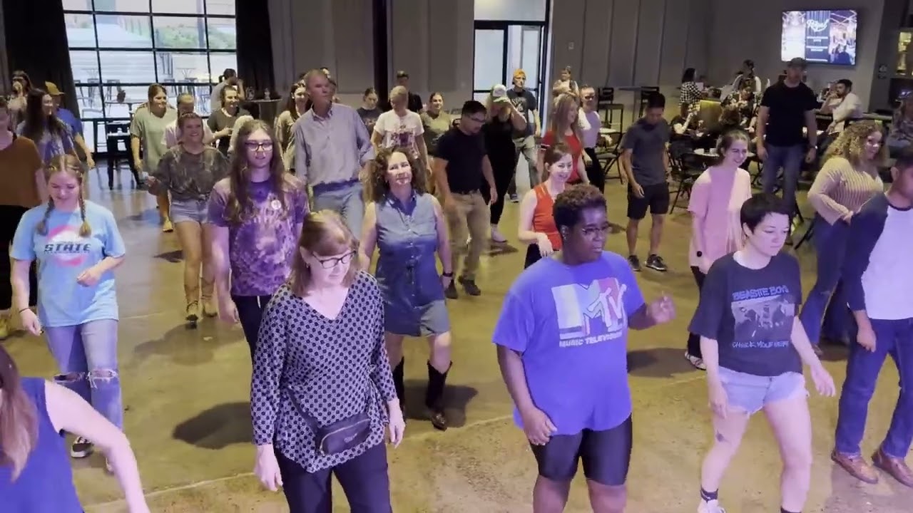 Bluebonnets and Mustangs Line Dance Demo SEB