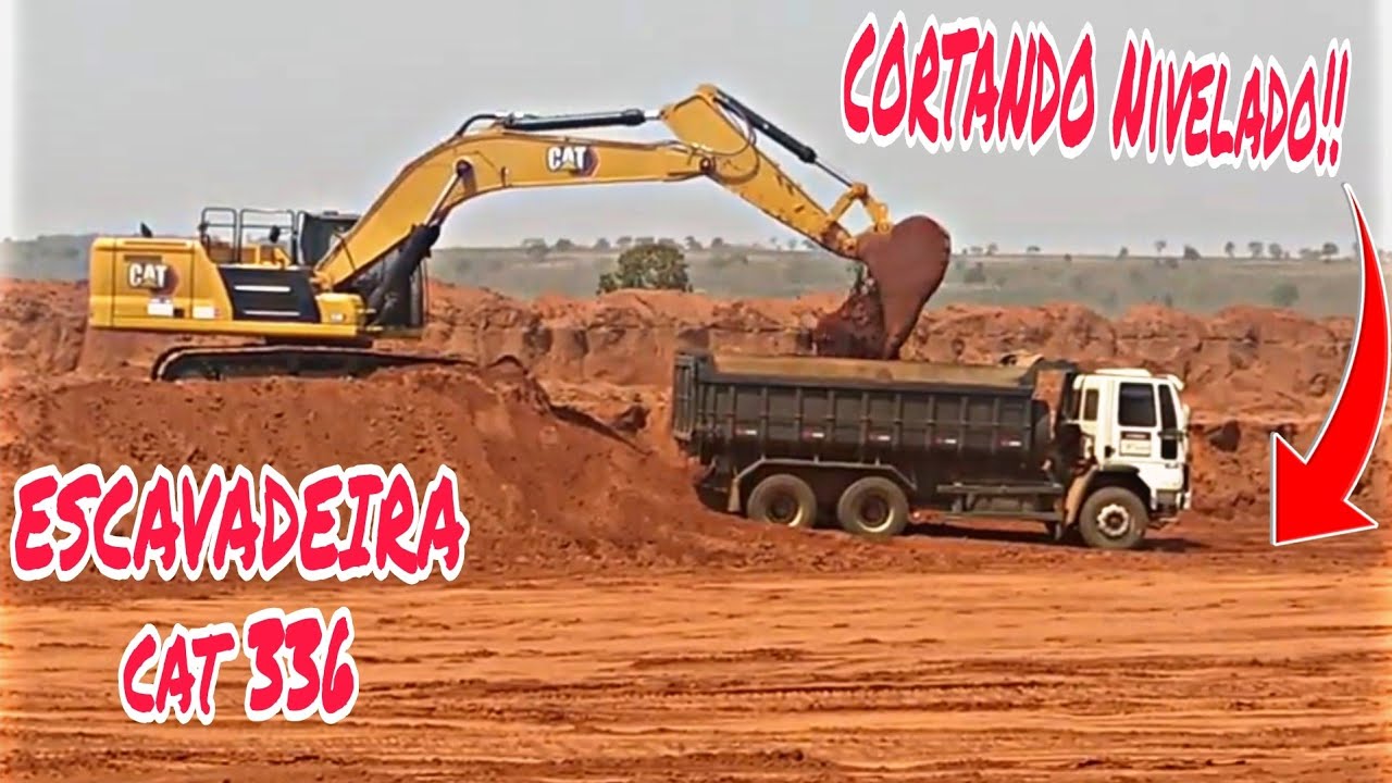 Escavadeira CAT 336 na produção cortando Nivelado