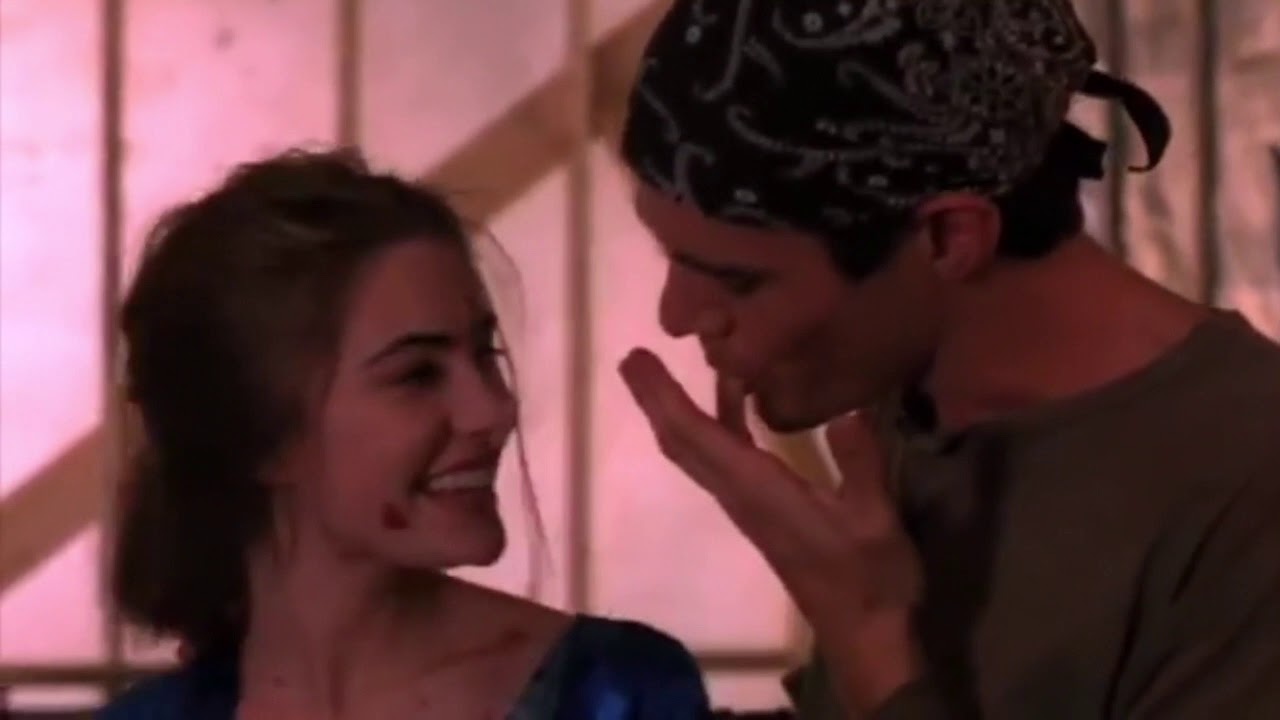 Shake your Lonely- Twin Peaks (Shelly & Bobby)
