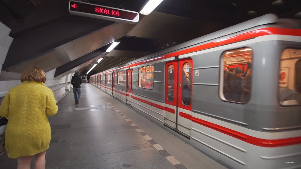 Czech Republic, Prague, Metro ride from Můstek to Muzeum