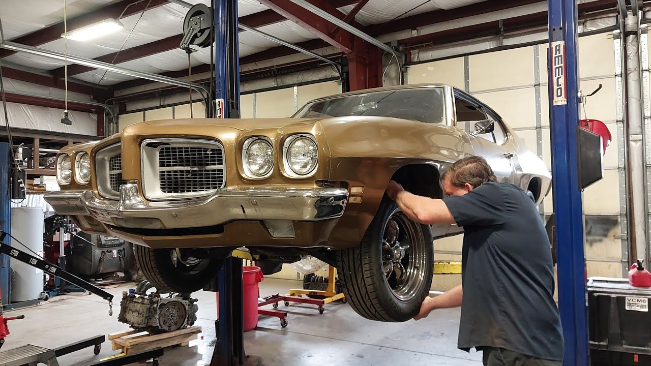1971 Pontiac LeMans T-37 