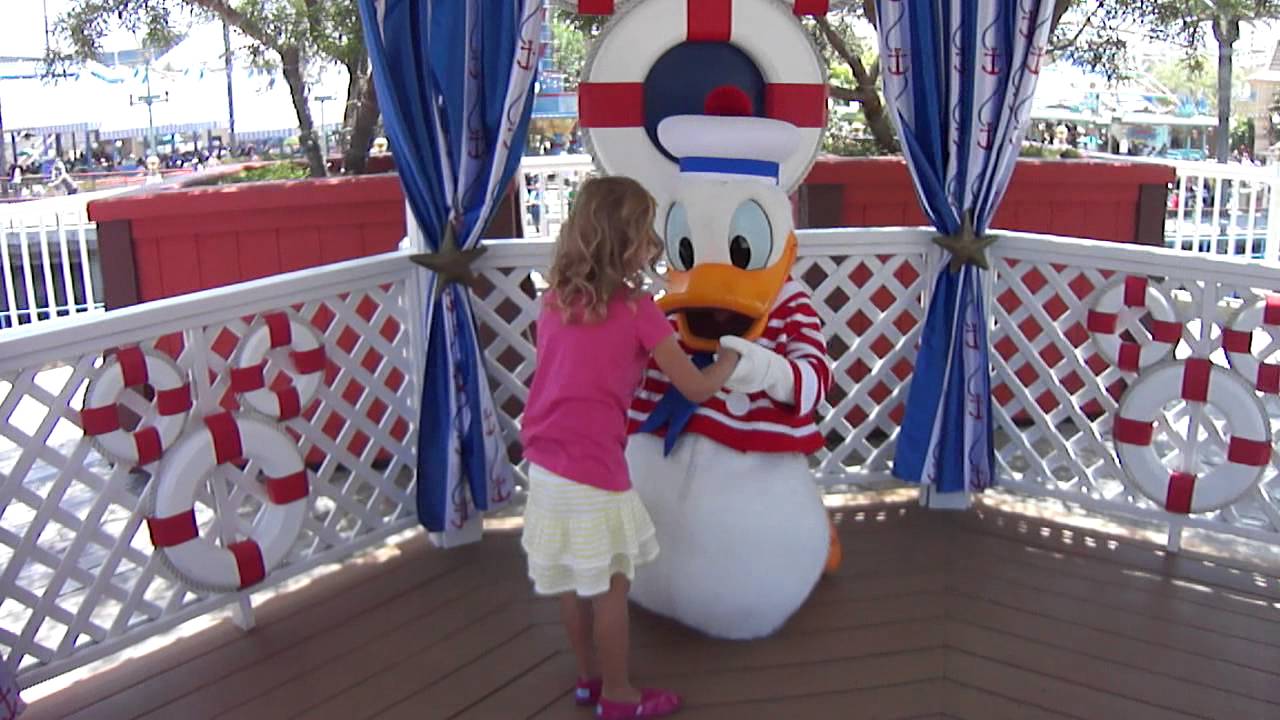 Lily Meets Donald Duck