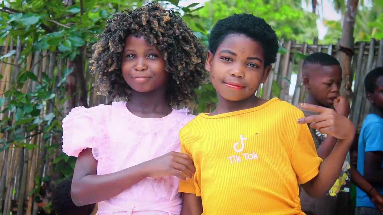Junix boy_Ft_Neyzi Clássico_EKOMA_MAMA LURDE_Video Oficial_by_Brazao