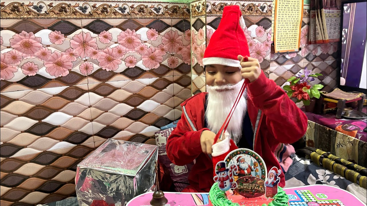 OMG! Real Santa Claus 🎅 Came to Our House! 😱  Merry Christmas 🎄| Indian Family Vlog