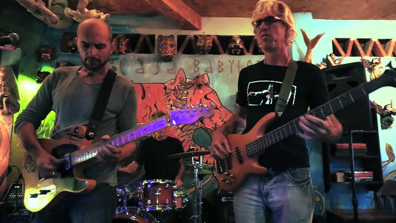 Alberto Colombo  - Live at Babylon Puerto Escondido