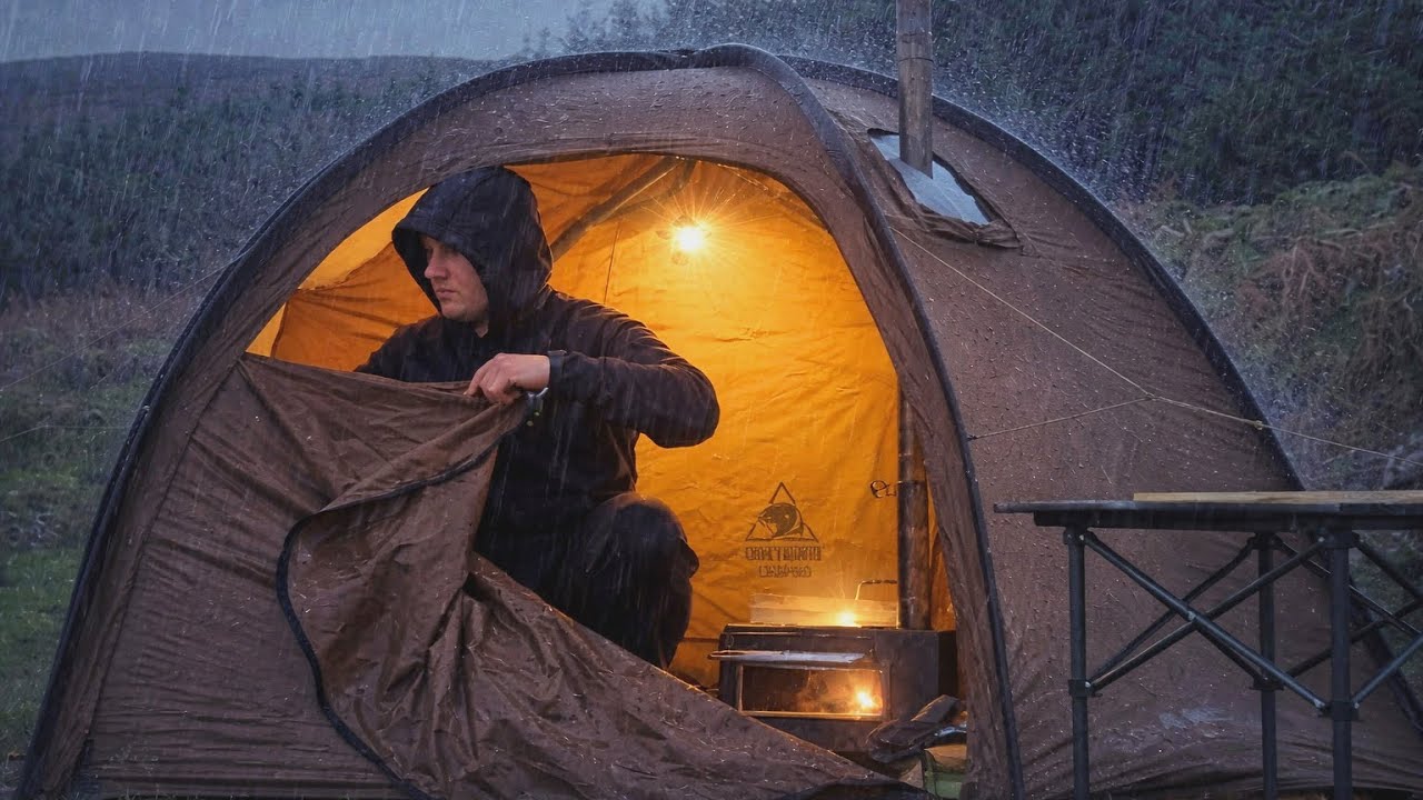 ☔️ CAMPING AT AN ALTITUDE OF 100 METERS / WITH HIGH WINDS AND STORMS 🌪️