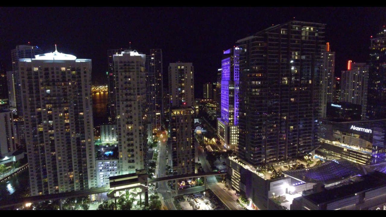 Downtown Miami NIGHT Tour with PHANTOM 4 (4K)